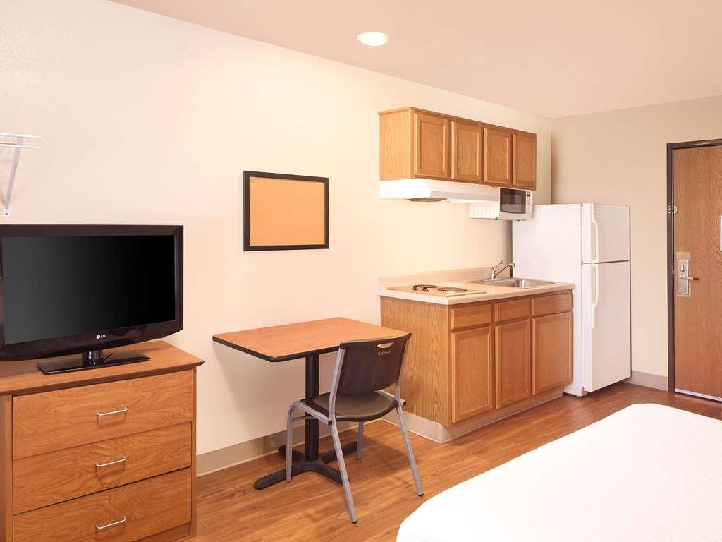 Extended Stay America Select Suites - Akron - South Portage Lakes 部屋 写真