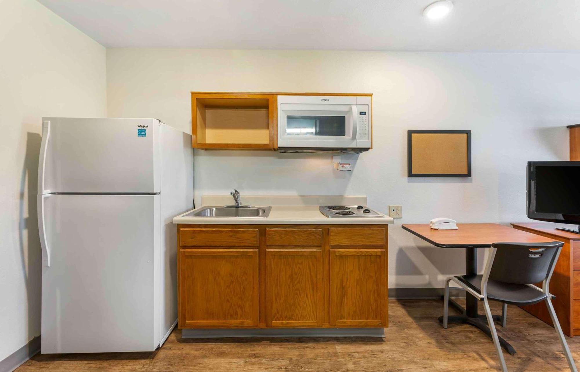 Extended Stay America Select Suites - Akron - South Portage Lakes エクステリア 写真